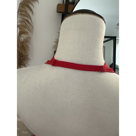 Victoria’s Secret Size Medium Red Lace Halter Babydoll Garter Lingerie - Picture 4 of 5